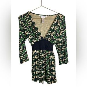 Diane von Furstenberg / A Pea in the Pod Collab women’s pregnancy top